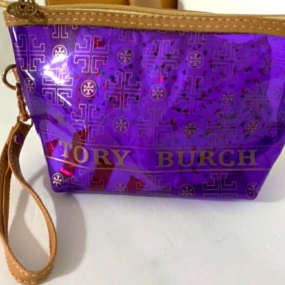 Tory Burch Handbags - NWOT Tory Burch Wristlet